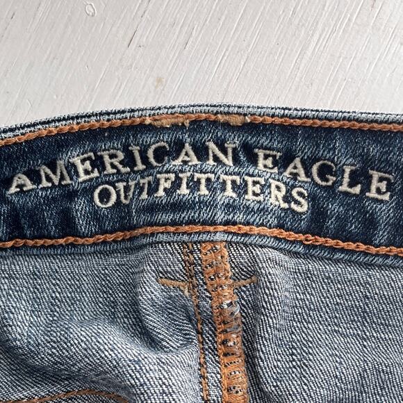 American Eagle Outfitters Sky High Shortie jean shorts size 6 - Picture 6 of 8
